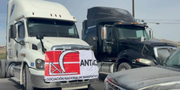 Bloqueo parcial de transportistas en el kilómetro 20 de Ciudad Juárez