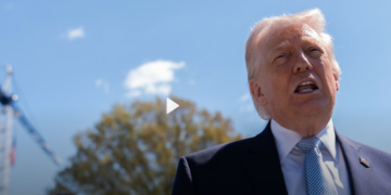 Trump carga contra la OTAN y revive su interés en comprar Groenlandia