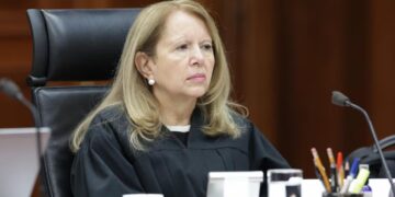 SCJN avala bloqueo de cuentas bancarias por UIF sin orden judicial
