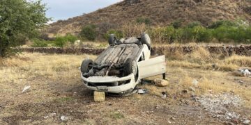 Tres volcaduras se registran en carreteras de Chihuahua en las últimas horas