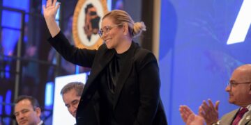 Maru Campos reconoce a las Fuerzas Armadas por desmantelamiento de laboratorios en la sierra