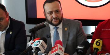 Arturo Medina califica de “chiste” la marcha de Morena en Chihuahua