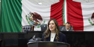 Enfrenta Alma Portillo a Morena en el Congreso: «La patria no se le entrega al narco»