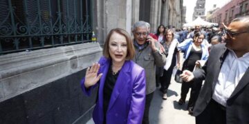 Legisladores de Morena y aliados cierran filas con Sheinbaum en Palacio Nacional
