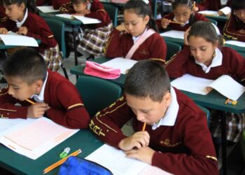 Organizaciones civiles rechazan recorte de un mes al calendario escolar