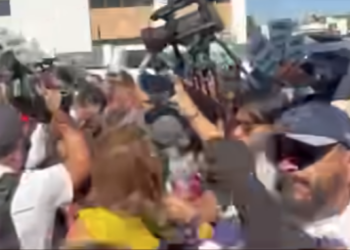 Protesta en Ciudad Juárez deriva en zafarrancho y agresiones físicas contra reporteros de la fuente