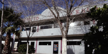 Condenan a escuela de Juárez a pagar 21 millones tras expulsar a alumno acusado de acosar a 20 estudiantes