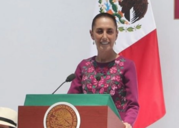 Califica Sheinbaum de «narcogobierno» y regímenes represores a los sexenios de Calderón y Fox