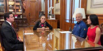 Cambio en la dirección de Pemex: Juan Carlos Carpio sustituye a Víctor Rodríguez Padilla