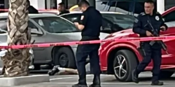 Dos asesinados en estacionamiento de Alameda Iglesias