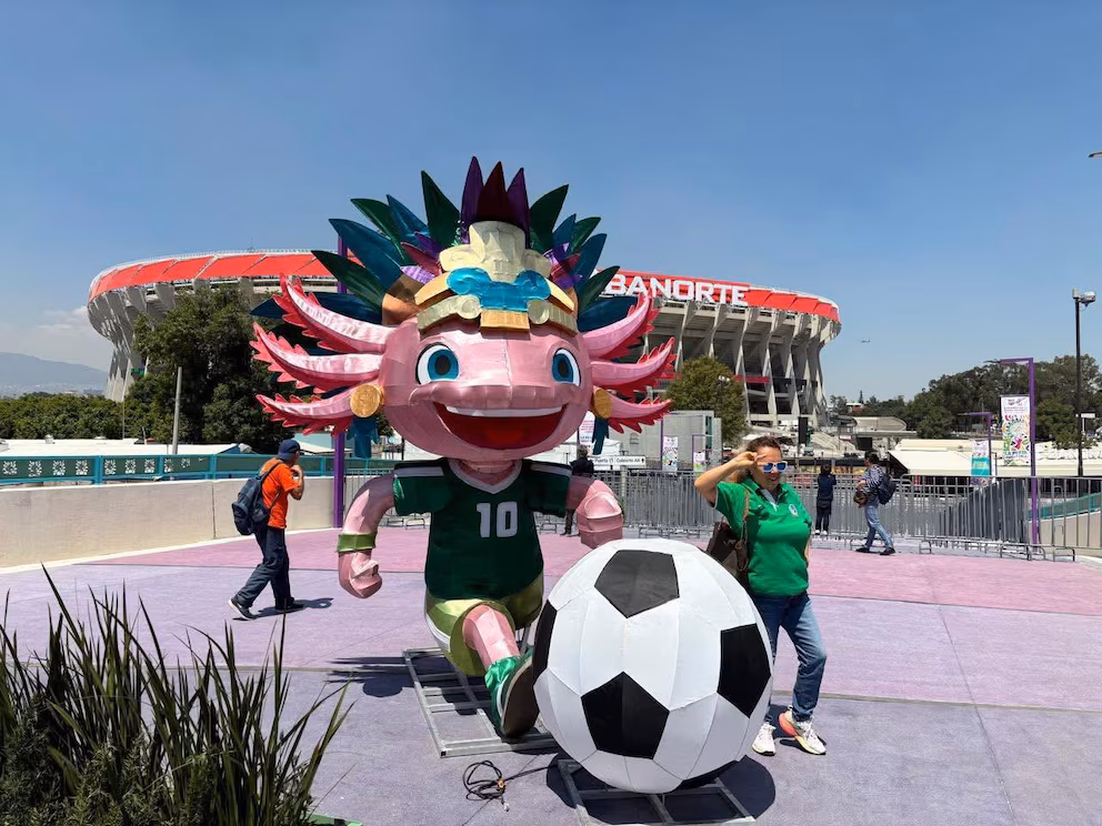 Veta FIFA ajolote en el Azteca