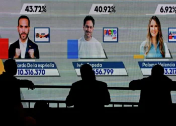 Abre Colombia las urnas en una jornada electoral marcada por la polarización y el reto de la seguridad