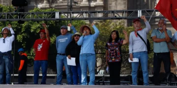 Maestros de la CNTE inician movilizaciones este lunes