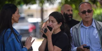 Tiroteo en centro islámico de San Diego deja cinco muertos