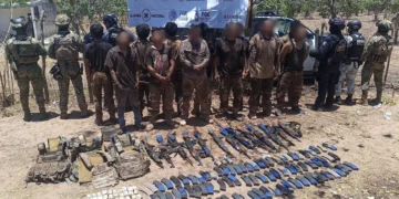 Desmantelan narco-retén y capturan a 13 integrantes de Los Chapitos en Sinaloa