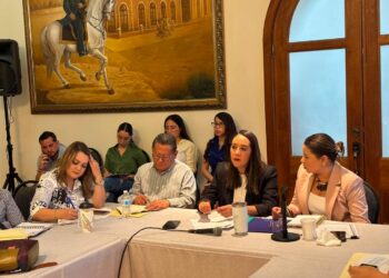Mesa interinstitucional analiza propuestas para atender desplazamiento forzado en Chihuahua