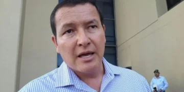 Líder transportista en Chihuahua atribuye desabasto de combustible a malas decisiones del Gobierno Federal 