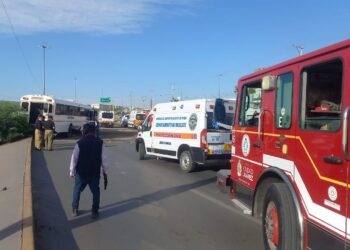 Choque múltiple en el bulevar Independencia moviliza a cuerpos de rescate y deja quince lesionados