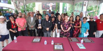 Homenajean la trayectoria de Emilio Gutiérrez de Alba en la FELIJU 2026