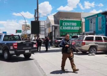 Asesinan a una pareja a bordo de una camioneta en Rincones de San Marcos