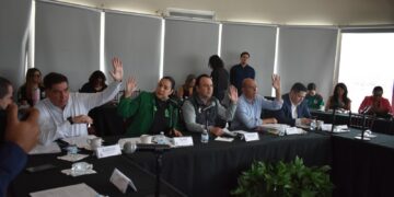 Ajustarán número de regidurías en los ayuntamientos de Chihuahua conforme a topes federales