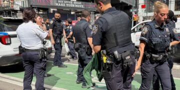 Tiroteo masivo en Chicago deja doce heridos durante festejos de Juneteenth