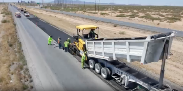 Con tecnología alemana repavimentan carreteras de Chihuahua