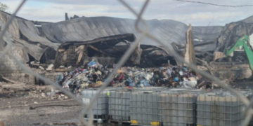 Arde planta recicladora en Granjas Polo Gamboa y genera alerta por químicos