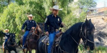 Patrulla Policía Montada zonas de difícil acceso en la capital