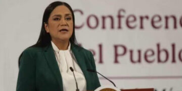 Responde Morena a Maru Campos tras exigencia de entregar a Rocha Moya y la acusa de traidora a la patria