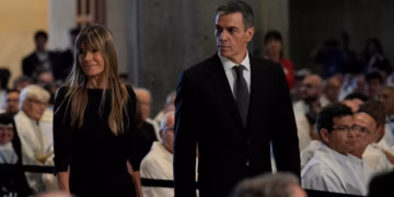 Abren juicio oral contra Begoña Gómez, esposa de Pedro Sánchez