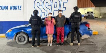 Arrestan a pareja en Ciudad Juárez vinculada a homicidio de hombre envuelto en cobija