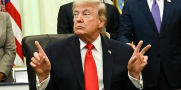 Trump afirma que Netanyahu carece de criterio tras los ataques en Beirut