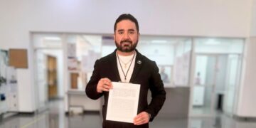 Presenta MC amparo masivo contra el registro obligatorio de celulares en CDMX