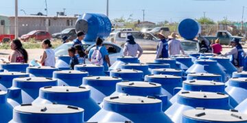 Entrega JMAS Juárez 500 tinacos a familias de Los Kilómetros