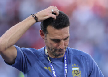 Dolorosa despedida de Scaloni tras la final del Mundial