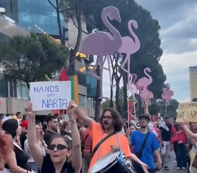 Rechazo de pescadores a proyecto de yerno de Trump en Albania
