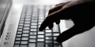 Denuncian espionaje digital del gobierno municipal de Juárez a particulares