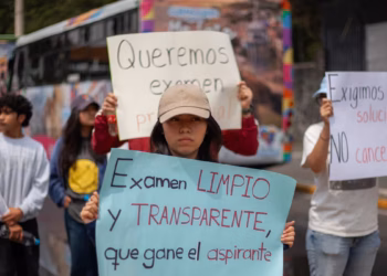 UNAM frena inscripciones e investiga presunto fraude con inteligencia artificial en su examen de admisión