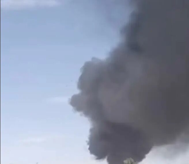 Se incendia tiradero clandestino en carretera a Casas Grandes y genera movilización de corporaciones en Juárez