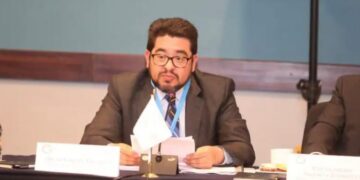 Segundo relevo de primer nivel en la FGR en 48 horas