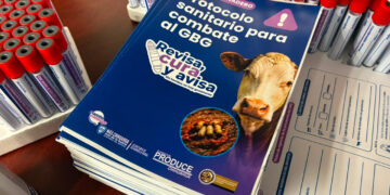 Entrega de 8 mil kits preventivos contra el gusano barrenador en Chihuahua