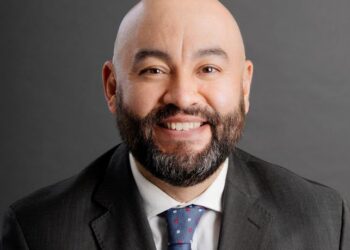 Salvador Carrillo, releva a operador político