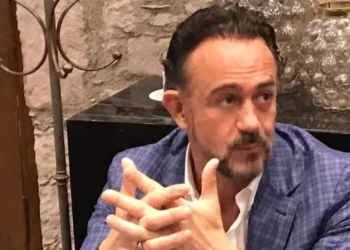 Lalo Almeida sacó la pistola en defensa propia, dice su abogado