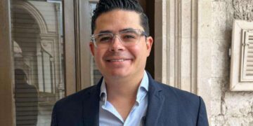 Sale Rafael Loera de Desarrollo Humano y entra Salvador Carrillo