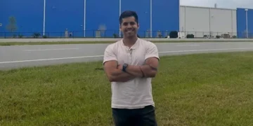 Vega Márquez de la UPCH, al espacio sideral