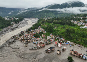 Avalancha glaciar desencadena inundaciones en la frontera entre Nepal y Tíbet