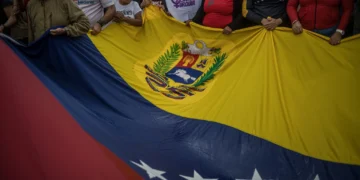 El petróleo venezolano en control de EE.UU genera debate nacional