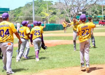 Chihuahua se corona en la cima del béisbol nacional infantil