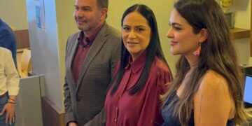 Acorta Pérez Cuéllar distancia frente a Andrea Chávez en preferencias de Morena